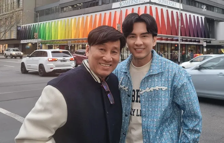 quan-ly-cua-dan-truong-khoi-kien-nhieu-ca-si-vi-su-dung-ca-khuc-chua-xin-phep-2