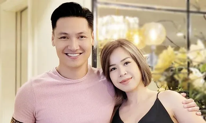 manh-truong-cung-ba-xa-ky-niem-15-nam-ngay-cuoi-khung-anh-gia-dinh-hanh-phuc-khien-ai-nay-deu-ghen-ty-2