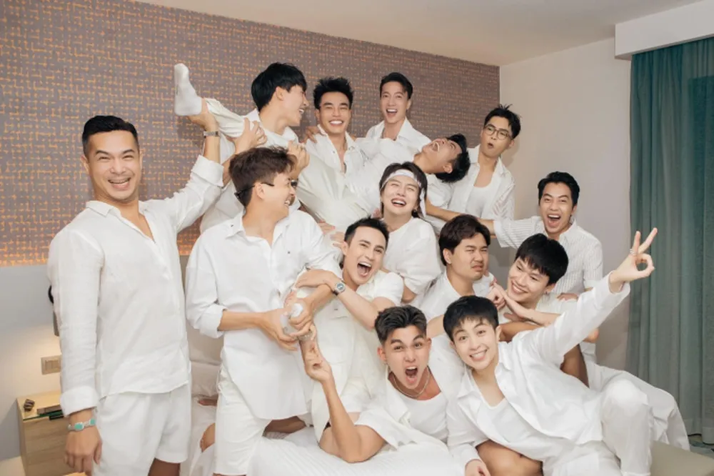 dan-sao-viet-do-bo-dam-cuoi-puka-gin-tuan-kiet-truoc-gio-g-10