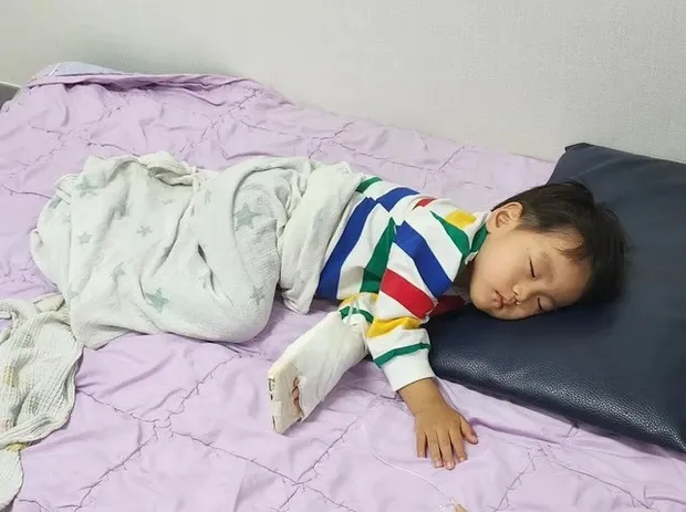 mot-nu-ca-si-cung-con-trai-xay-ra-tai-nan-nghiem-trong-3