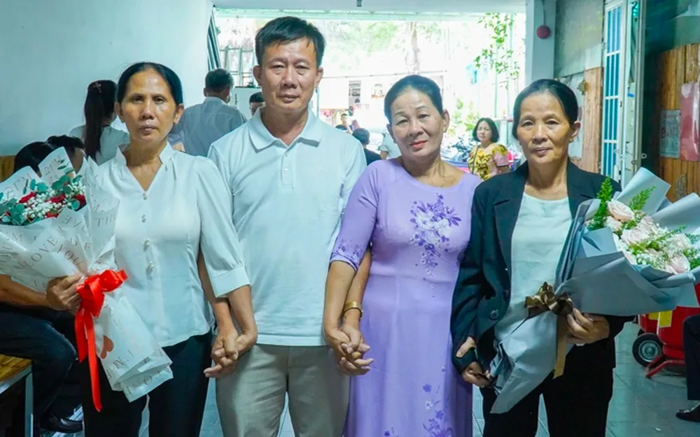 4-chi-em-duoc-gui-di-o-do-roi-that-lac-47-nam-sau-tim-ve-binh-dinh-doan-tu-6