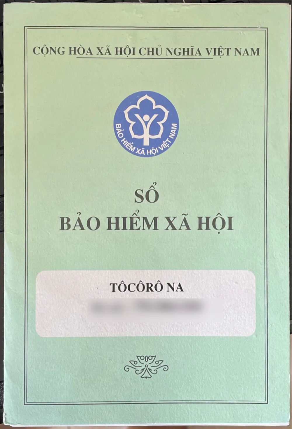 nguoi-phu-nu-duoc-cha-dat-ten-la-co-ro-na-phai-doi-biet-danh-vi-ly-do-nay-3