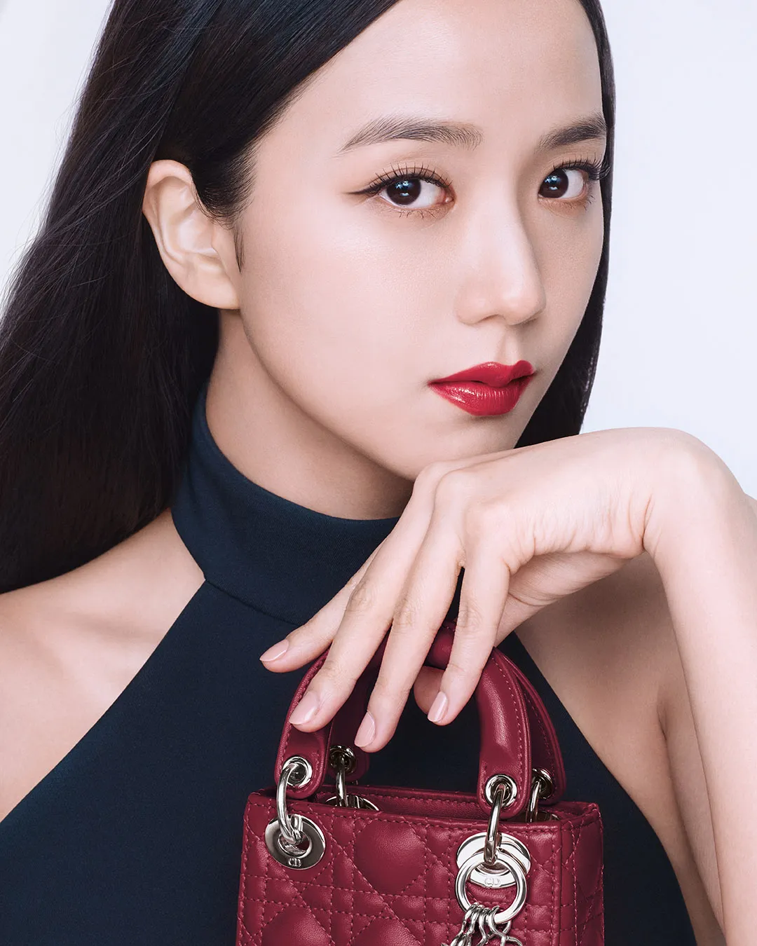 jisoo-duoc-xem-la-thanh-vien-giau-nhat-blackpink-voi-muc-thu-nhap-chiem-30%-tong-thu-nhap-cua-nhom