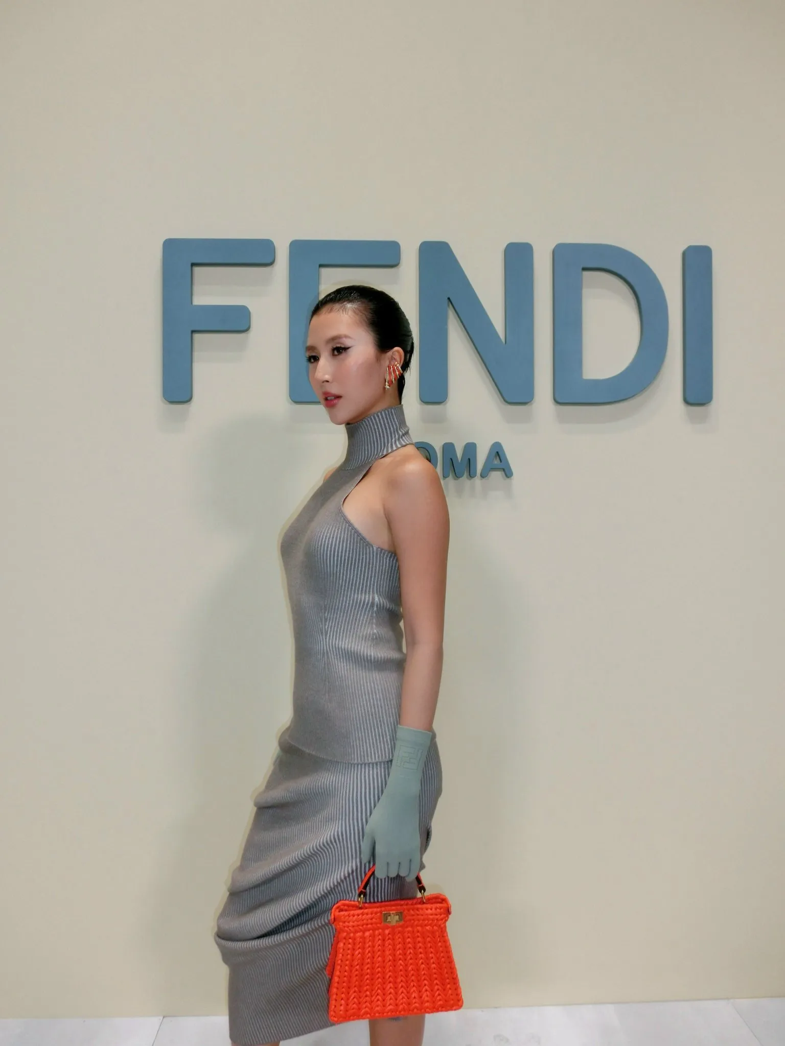 la-dai-dien-viet-nam-duy-nhat-tai-show-dien-fendi-o-milan-quynh-anh-shyn-the-hien-nhu-the-nao5
