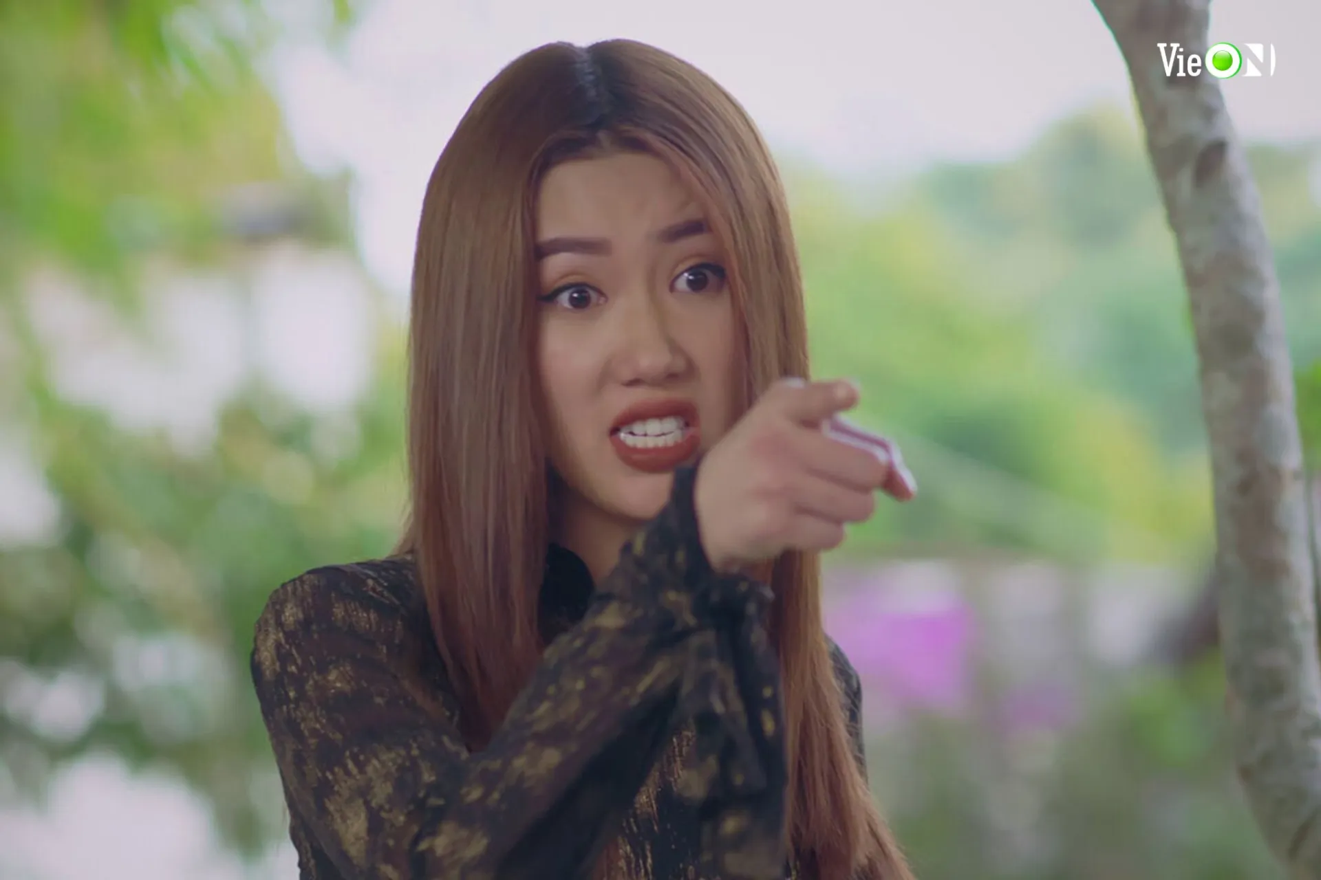 Top-5-dua-con-bao-nhat-man-anh-viet-da-tim-ra-nguoi-bi-ghet-hon-ca-nha-phuong-va-thuy-ngan 4