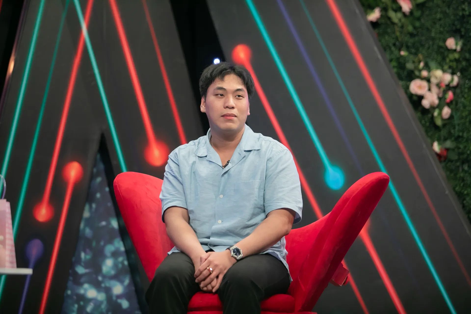 quyen-linh-ngoc-lan-phan-khich-truoc-nu-chinh-xinh-nhu-hot-girl-tham-gia-ban-muon-hen-ho1