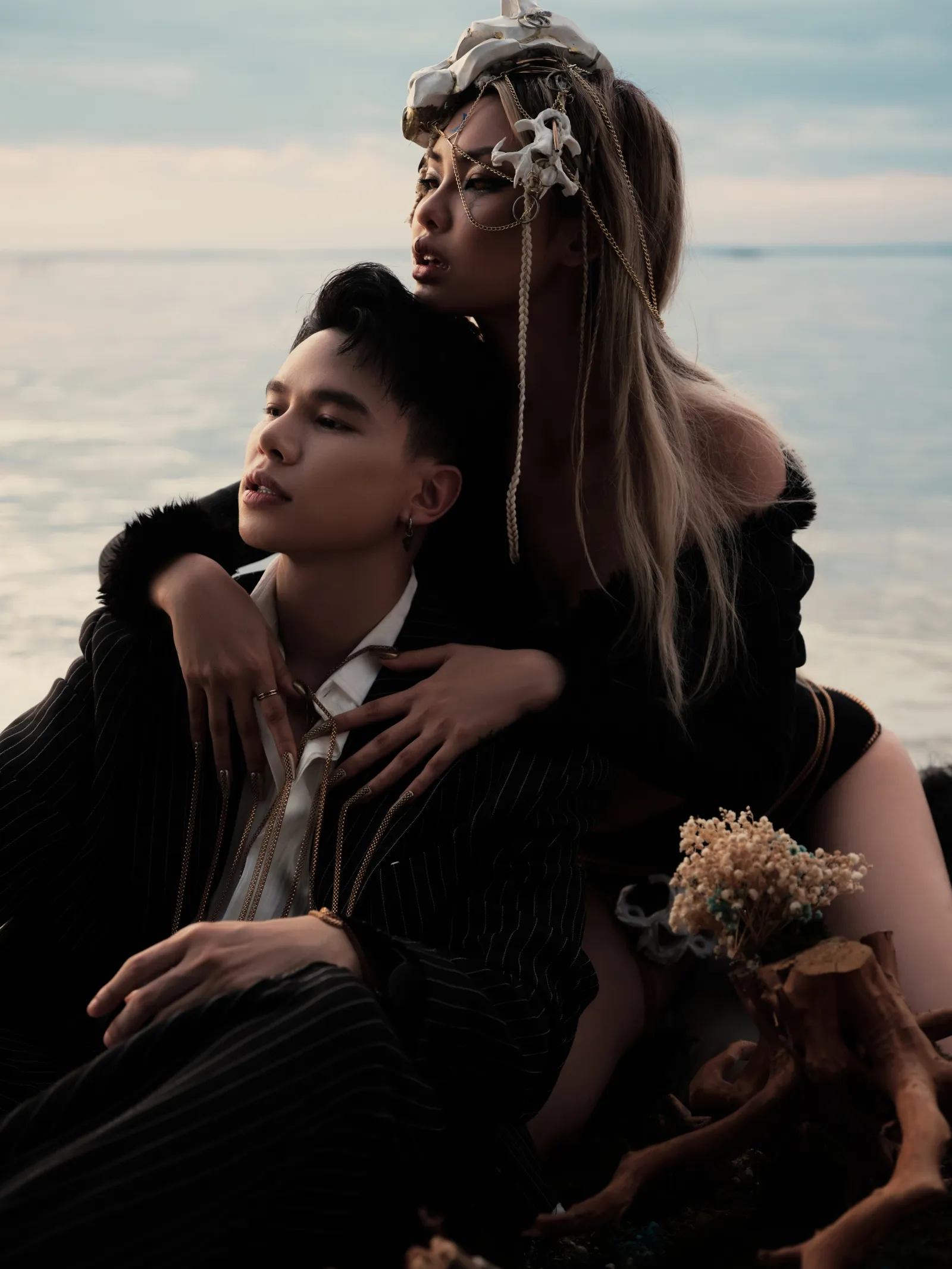 hoang-ton-tung-mv-thu-2-sau-1-tuan-thu-nghiem-the-loai-nhac-moi-lyrics-goi-cam2