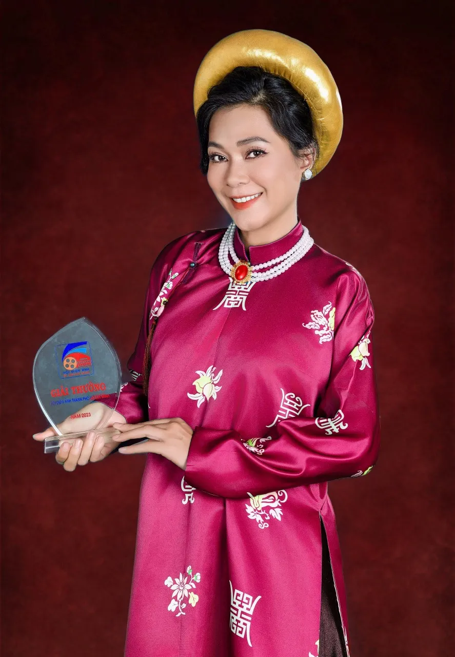 dinh-y-nhung-tiet-lo-canh-quay-bi-ly-hai-tac-dong-vat-ly-trong-lat-mat-7-mot-dieu-uoc7