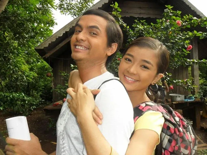 cuoc-song-cua-nu-dien-vien-viet-dau-tien-xuat-ngoai-lam-phi-cong-3