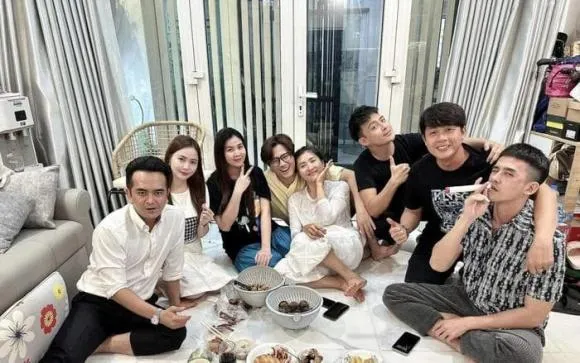 ban-gai-hung-thuan-dat-phuong-nam-lo-dien-1