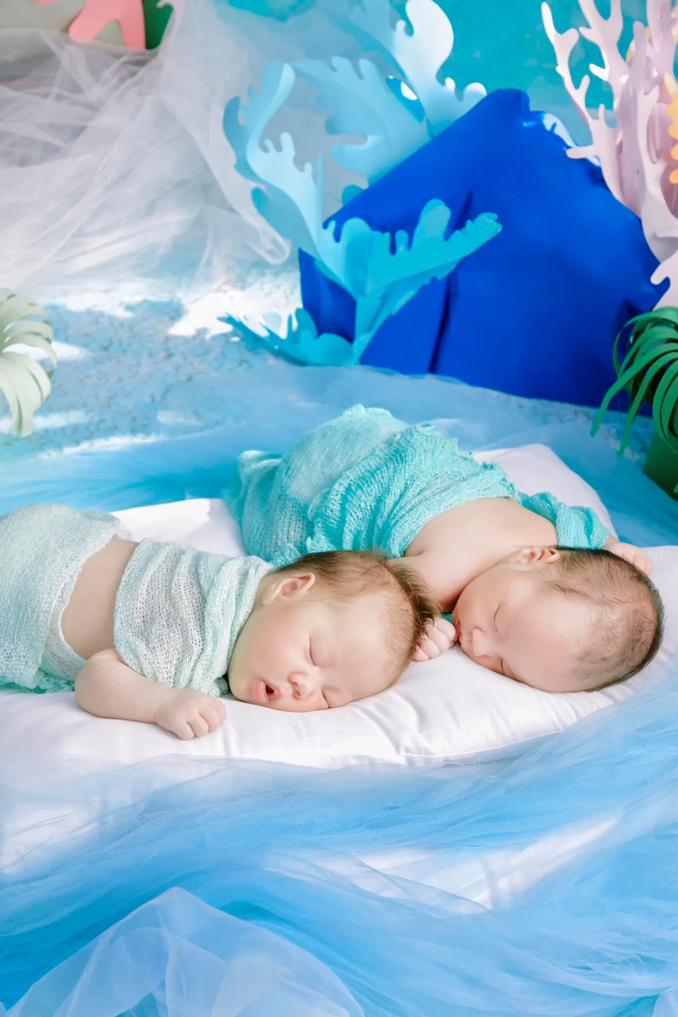 phuong-oanh-khoe-anh-can-mat-2-nhoc-ty-1