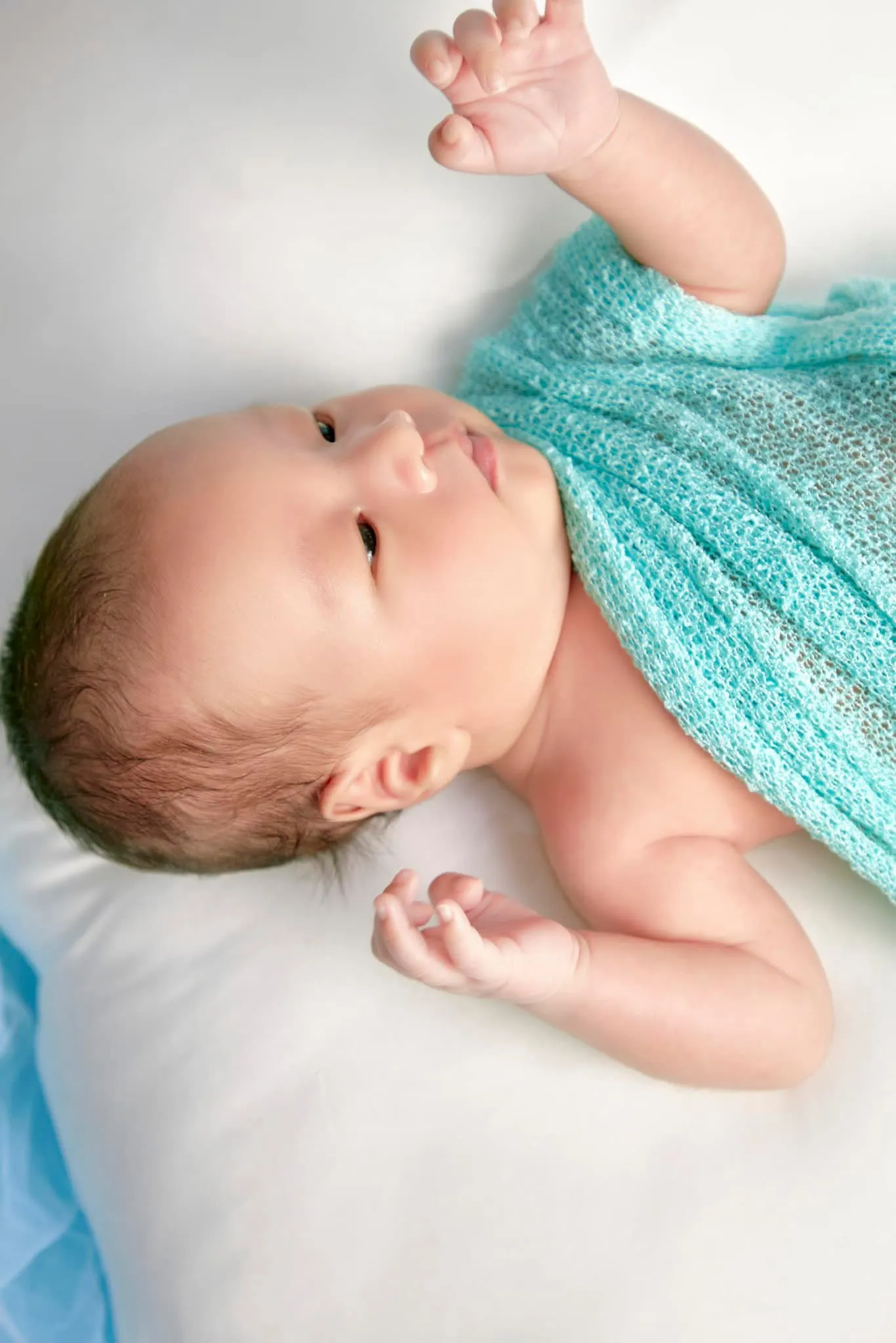 phuong-oanh-khoe-anh-can-mat-2-nhoc-ty-2