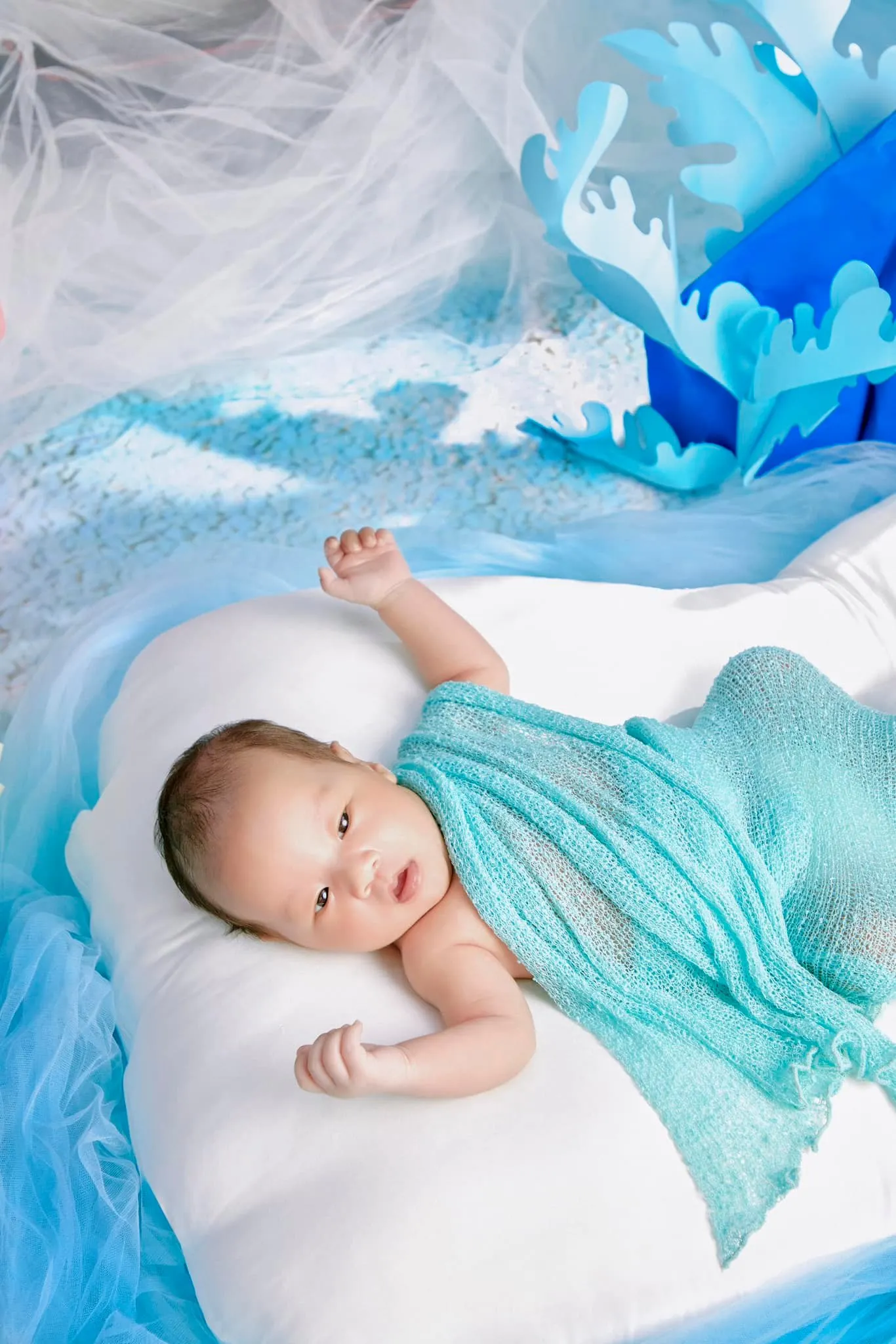 phuong-oanh-khoe-anh-can-mat-2-nhoc-ty-3