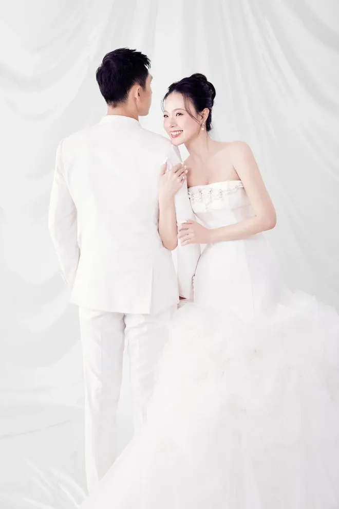 truoc-gio-g-hon-le-hao-mon-co-dau-midu-tung-bo-anh-cuoi-cuoi-cung-dan-khach-moi-non-nao-2