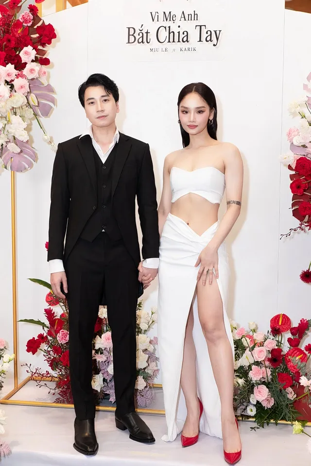 giua-luc-miu-le-ro-tin-hen-ho-karik-co-dong-thai-la-2