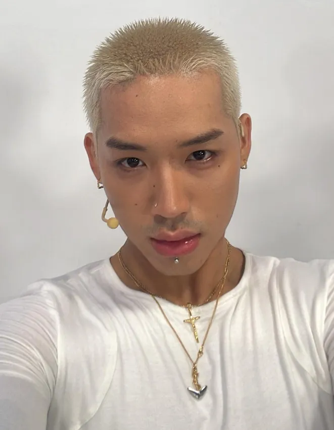 giua-luc-miu-le-ro-tin-hen-ho-karik-co-dong-thai-la-4