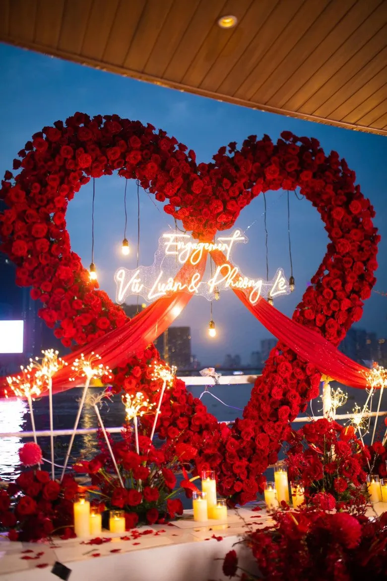 hoa-hau-phuong-le-khoe-loat-anh-trong-le-dinh-hon-cung-vu-luan-4