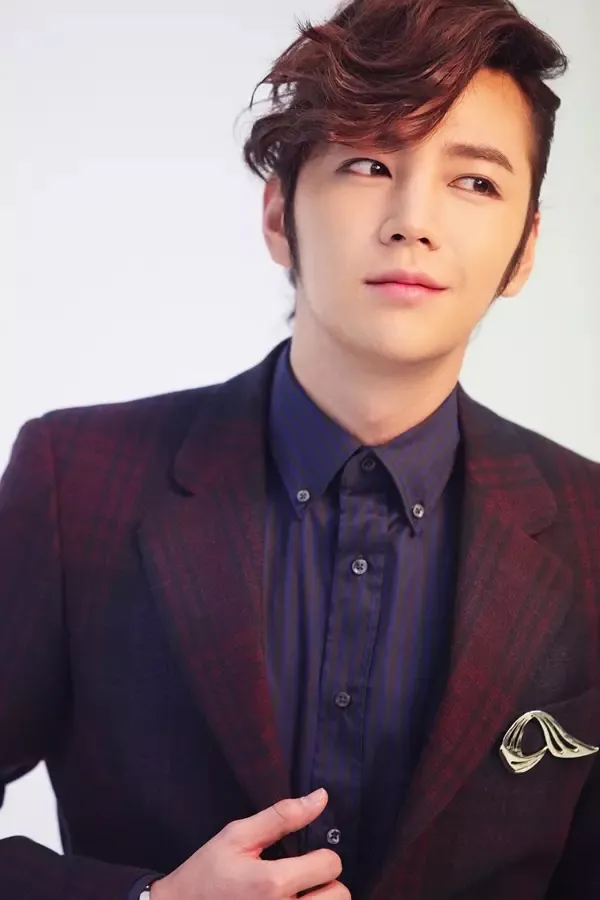 hoang-tu-chau-a-jang-geun-suk-bi-ung-thu-pha-phau-thuat-3