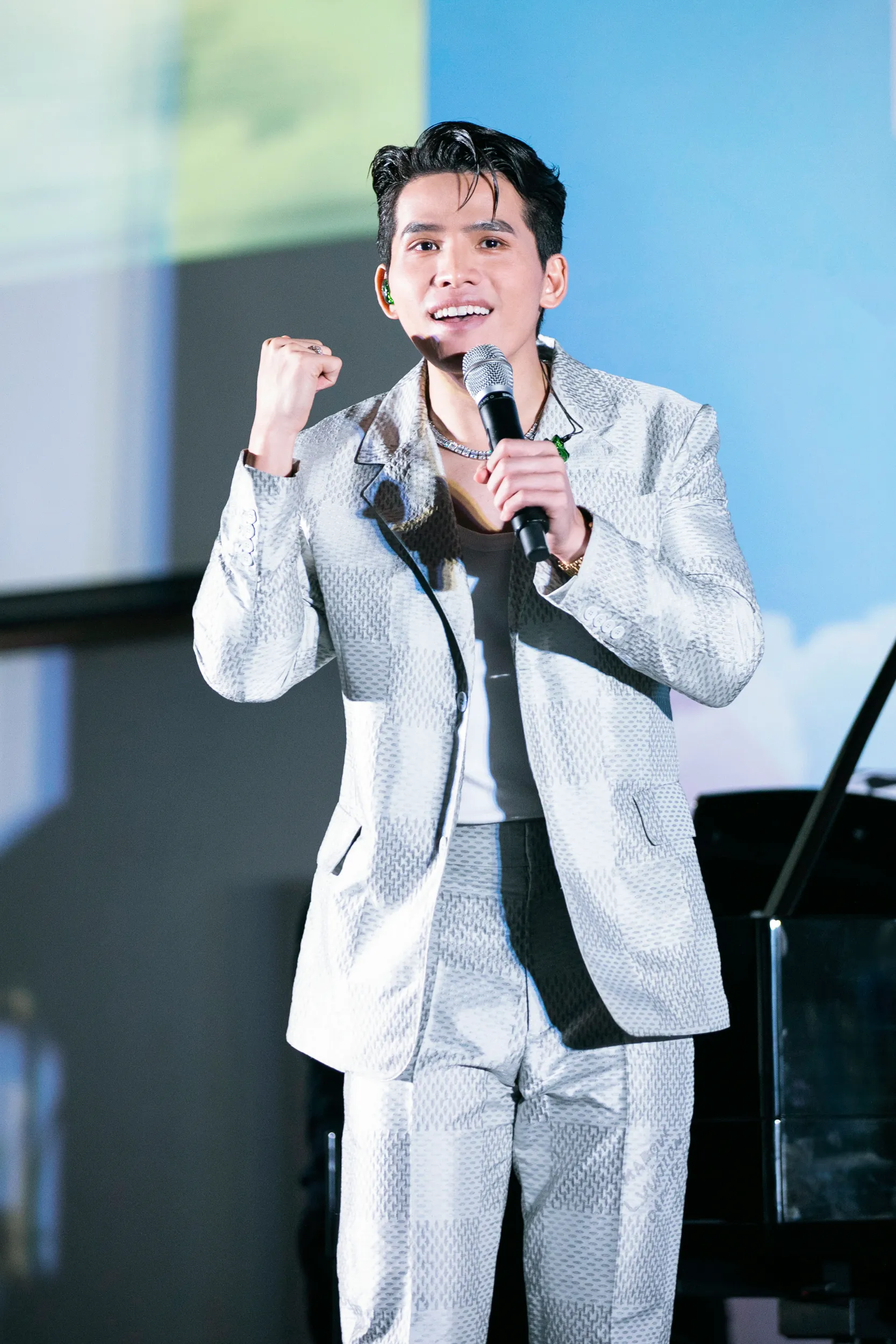 quoc-thien-xac-nhan-to-chuc-live-concert-4