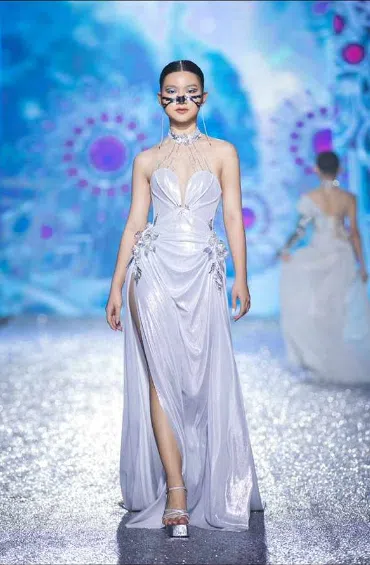 hoc-vien-dao-tao-xuan-lan-to-chuc-thanh-cong-mua-thu-7-cua-Destination Runway Fashion Week-5