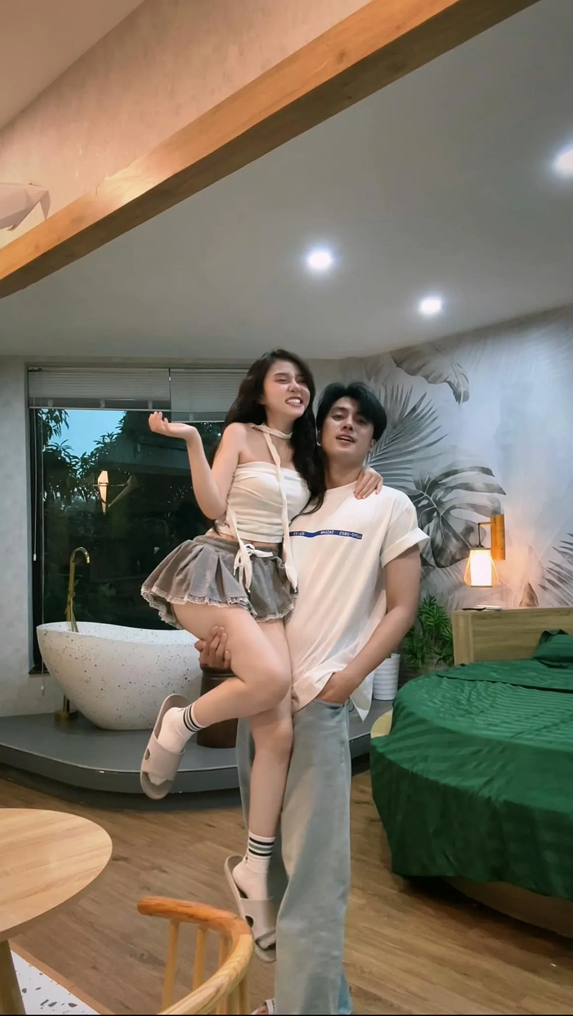 nam-dien-vien-trong-phim-chai-pu-chia-tay-ban-gai-2