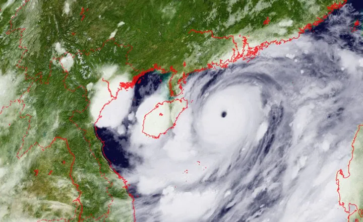 sieu-bao-yagi-tiep-tuc-thiet-lap-them-nhieu-ky-luc-moi-1