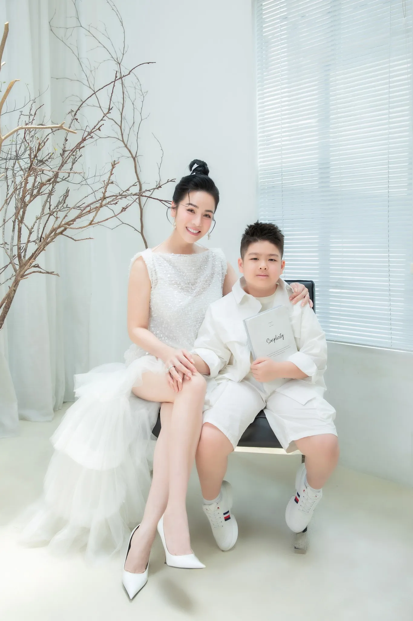 nhat-kim-anh-3