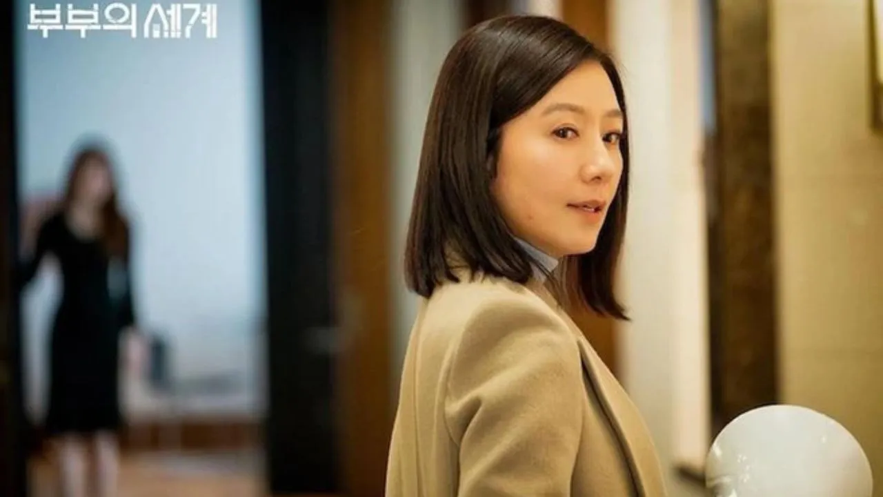 Kim-hee-Ae-trong-phim-the-gioi-hon-nhan