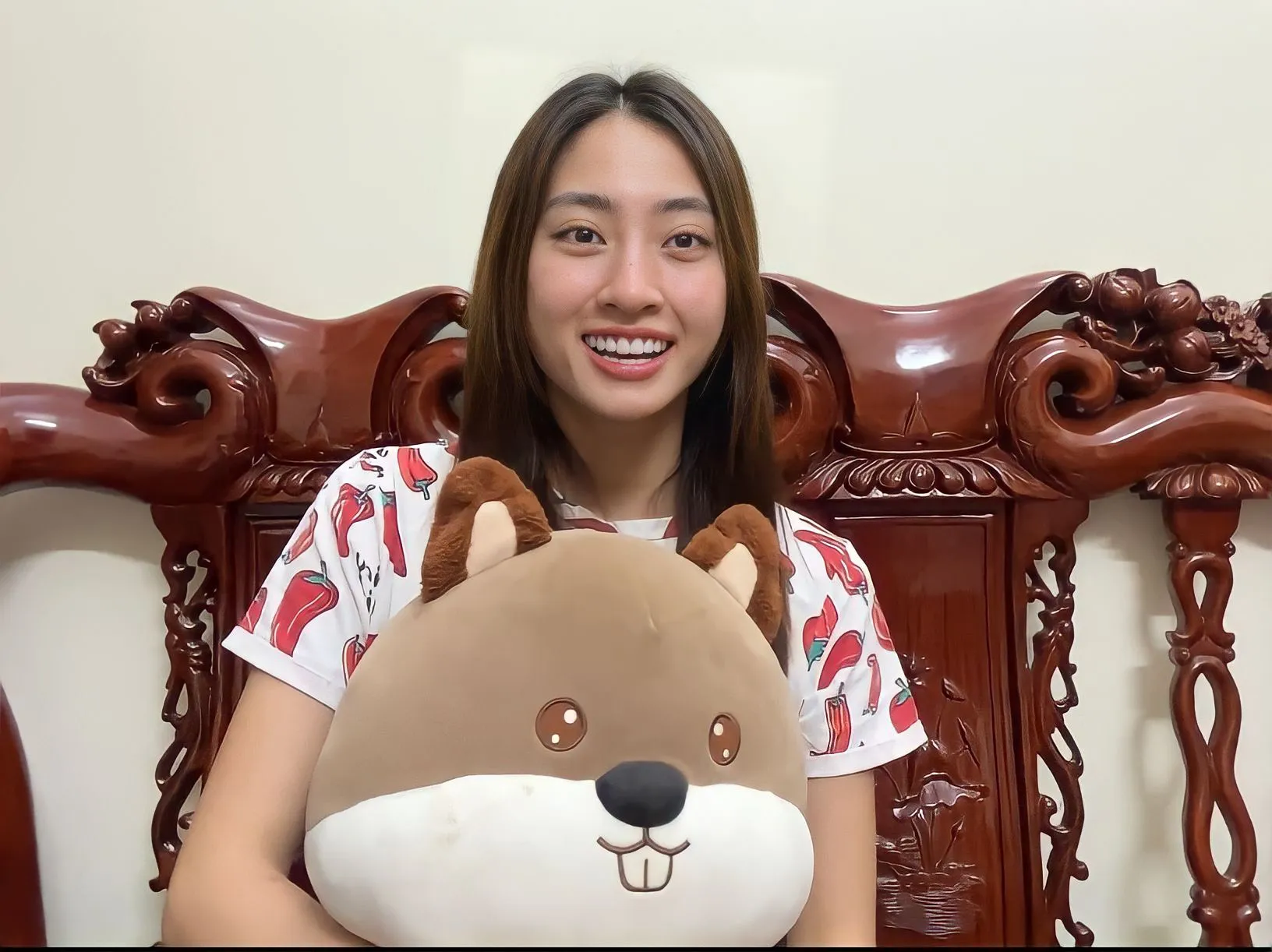 LƯƠNG THUỲ LINH (4)