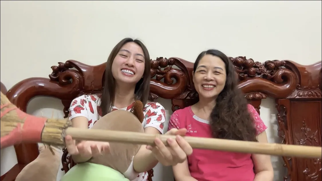 LƯƠNG THUỲ LINH (6)