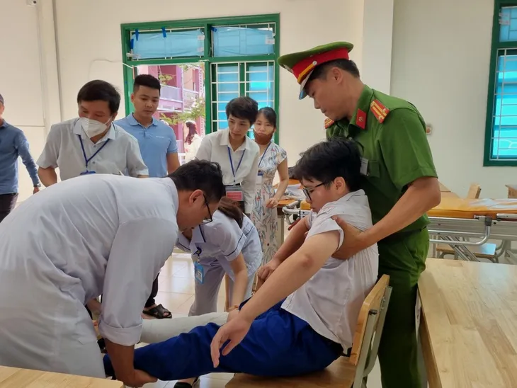 thi-sinh-bi-tai-nan-1-1685675038223814416532