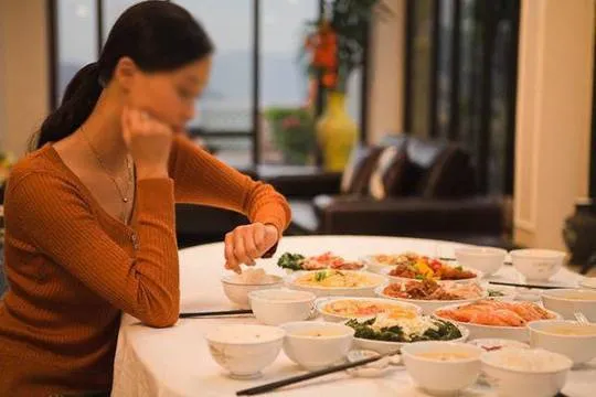 vo-1514439141-width540height360