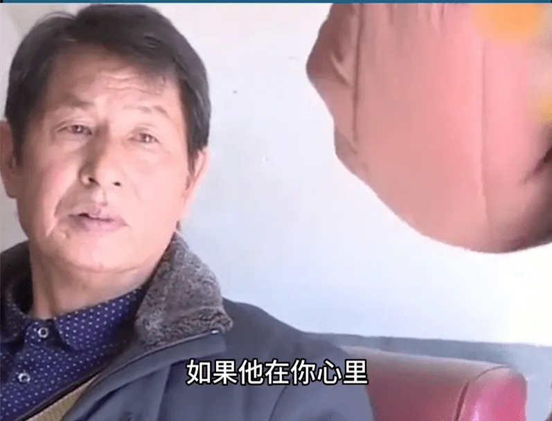 nguoi-vo-bo-di-20-nam-nay-tro-ve