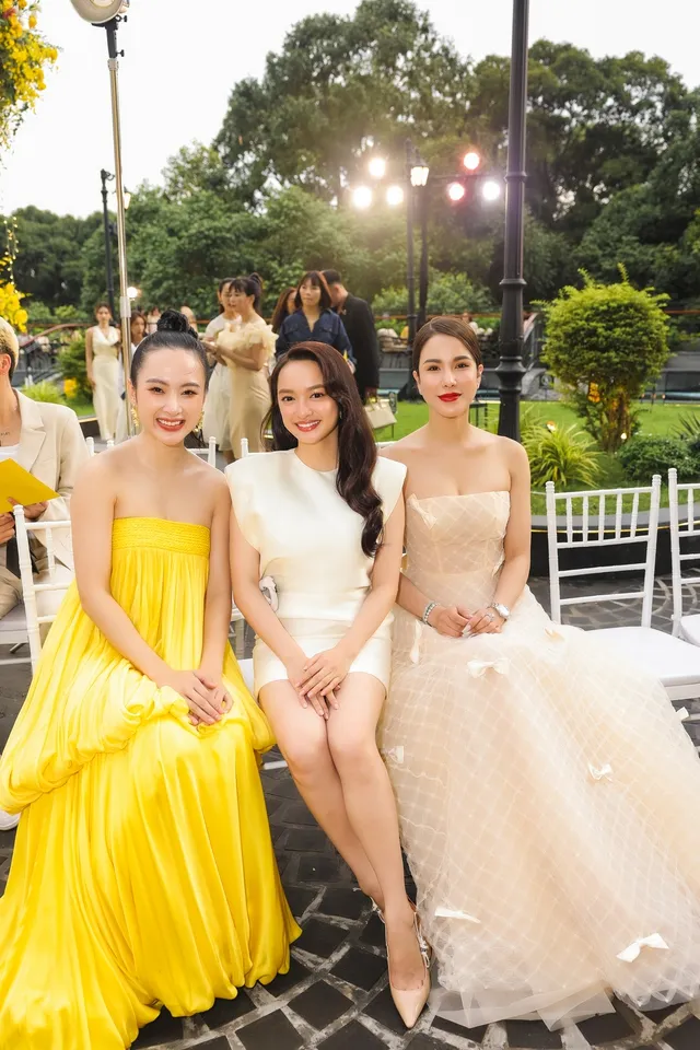 celebs-1687649816831590357515