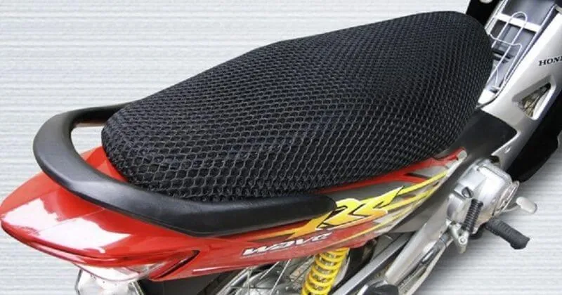 luoi-boc-yen-xe-may-1