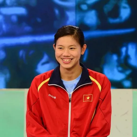 van-dong-vien-boi-loi-anh-vien-len-tieng-truoc-tin-don-phau-thuat-tham-my-2