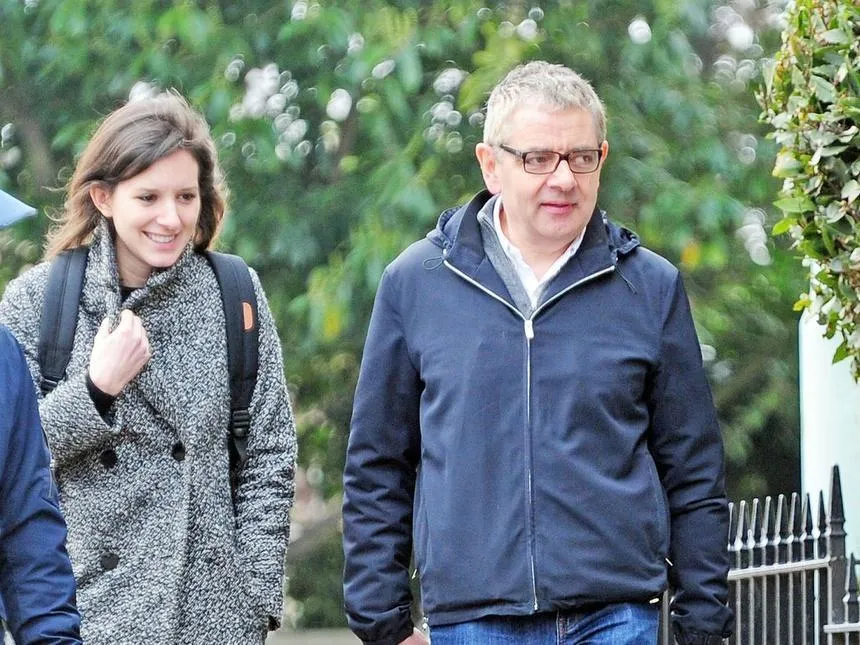 mr-bean-rowan-atkinson-song-kin-tieng-ben-tinh-tre-so-huu-khoi-tai-san-150-trieu-USD-2