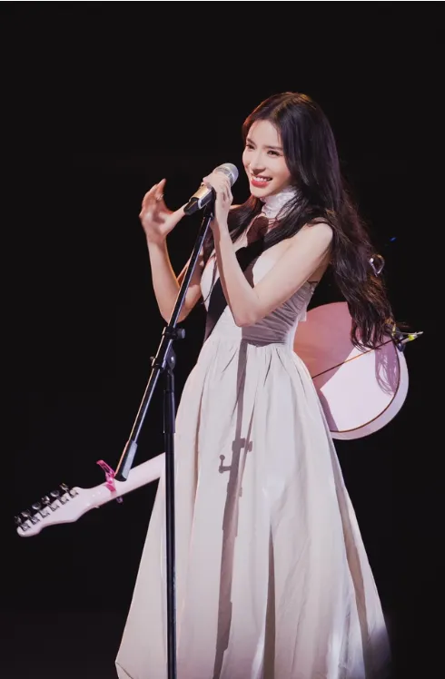 sau-chi-pu-o-dap-gio-2023-den-luot-lyly-toa-sang-o-the-next-stage-2023-2