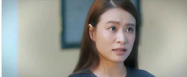 Hoang-Thuy-Linh-4