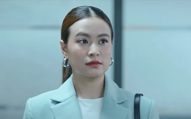 Hoang-Thuy-Linh-6