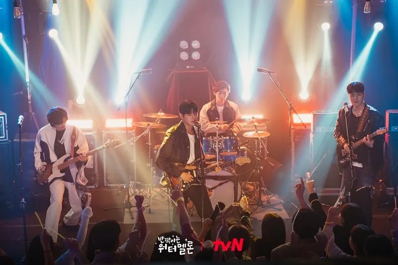 phim-dua-hau-lap-lanh-2023 14