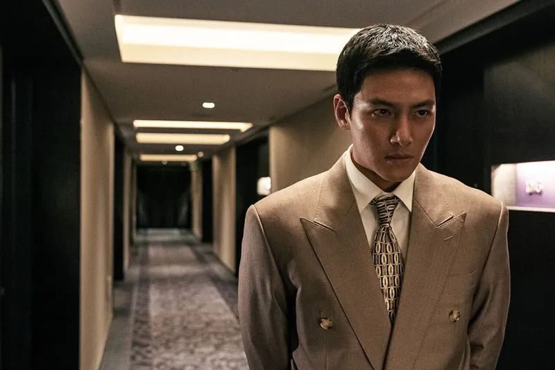 review-phim-toi-ac-kinh-hoang.11jpg