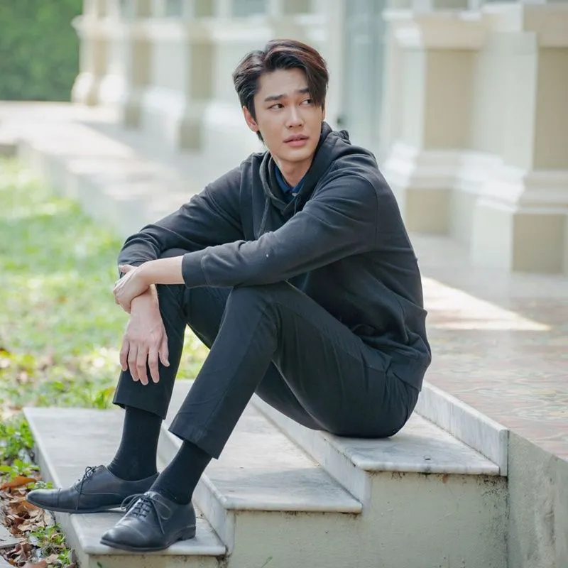 phim-tinh-yeu-vo-dien.jpg 1