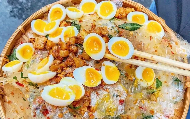 luoc trung cut bao nhieu phut