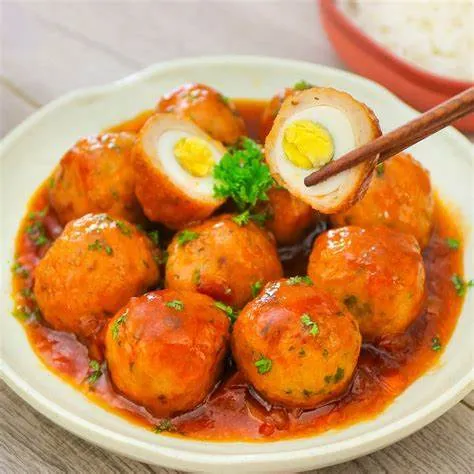 luoc trung cut bao nhieu phut