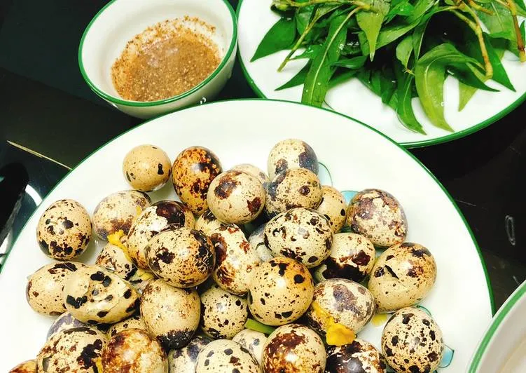 luoc trung cut bao nhieu phut