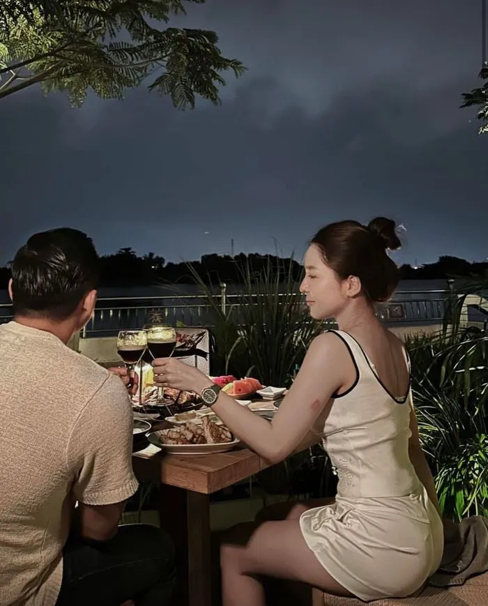 hotgirl-tram-anh-cong-khai-nguoi-yêu-hau-scandal (5)