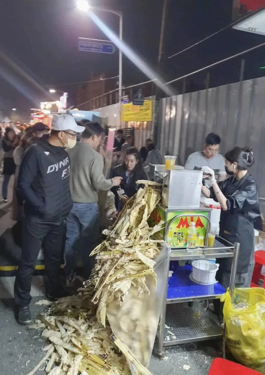 nuoc-mia-viet-nam-gay sot-o-han (4)