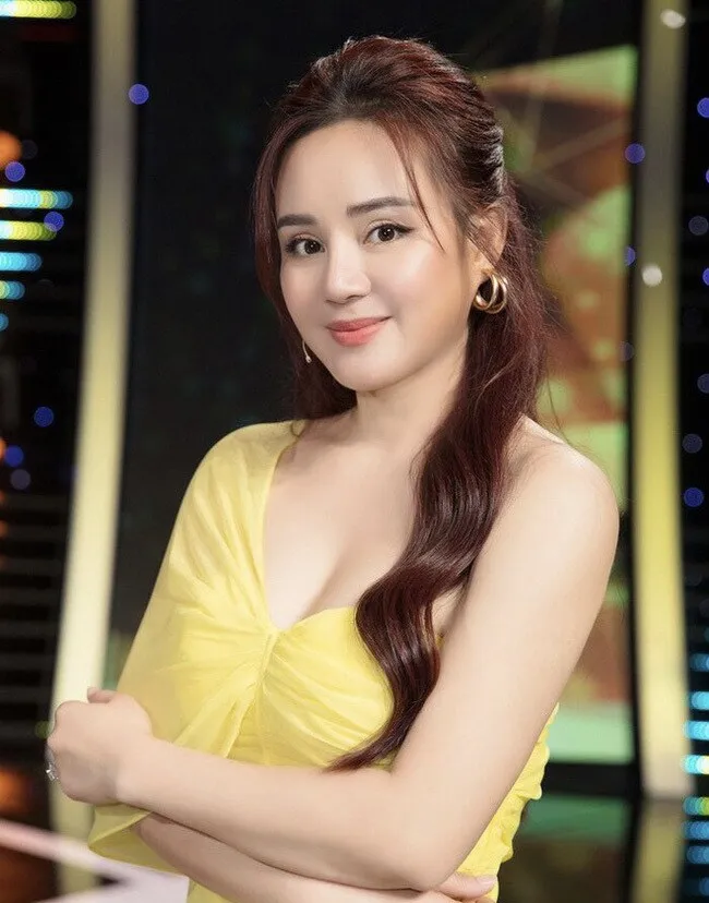 vu-oanh-duoc-hoi-cuoi-tư-nam-lop-11 (7)