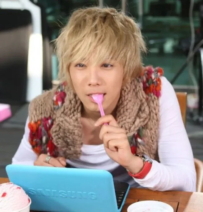 dan-sao-co-nang-dep-trai-sau-15-nam (10)